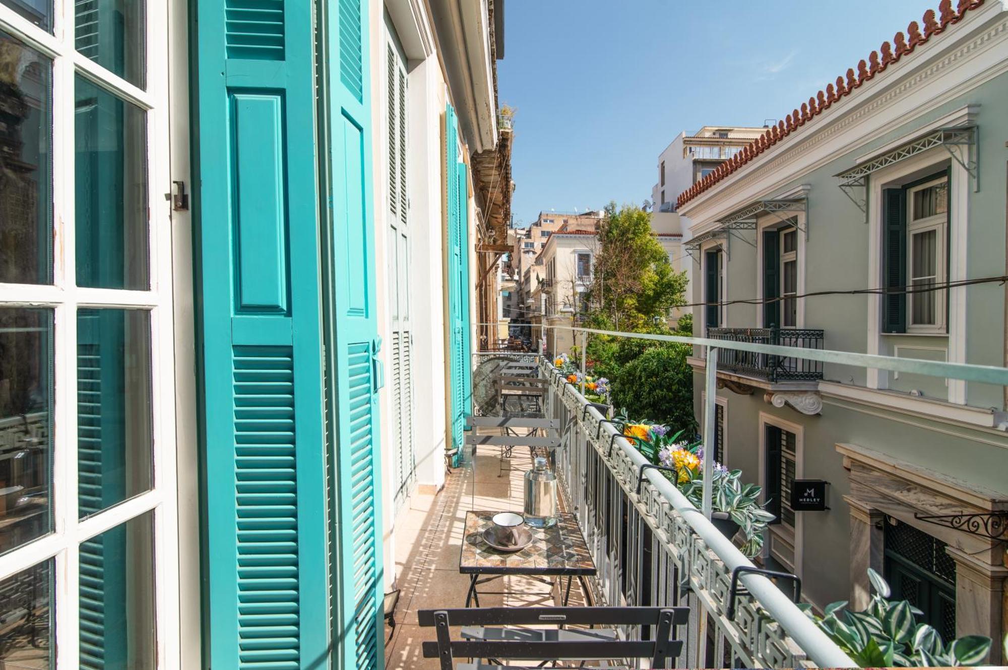Neoclassical Loft In Monastiraki - Acropolis And Metro Атина Екстериор снимка